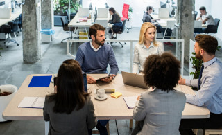 Hybrid Cloud Advisor service van AXI