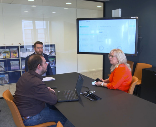 AXI & Constructiv in meeting