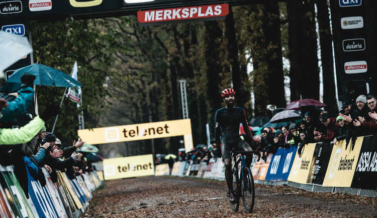 AXI sponsor Telenet Superprestige in Merksplas op 18 november 2023
