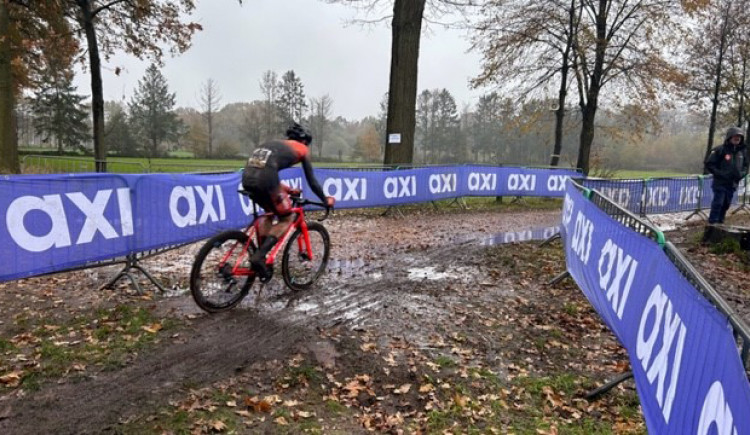 AXI sponsor Telenet Superprestige in Merksplas op 18 november 2023