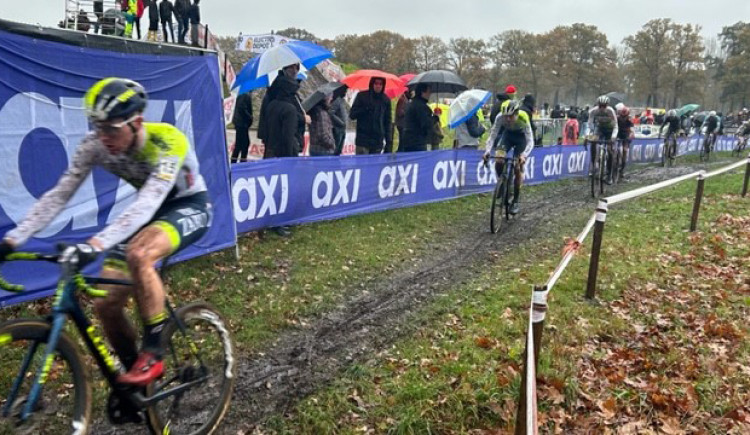 AXI sponsor Telenet Superprestige in Merksplas op 18 november 2023